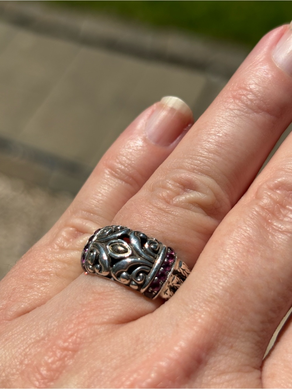 Robert Manse Silver Filigree Ring with Gold Accent featuring Garnets Size 7 - Picture 11 of 16